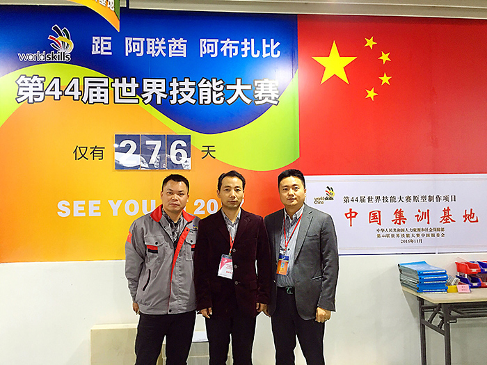 ��(d��n)�ν̾�